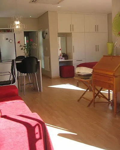 Navona Constantia Guest Cottage Le Cap Maison d'hôtes