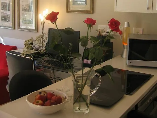 **** Πανσιόν Navona Constantia Guest Cottage Κέιπ Τάουν Νότια Αφρική
