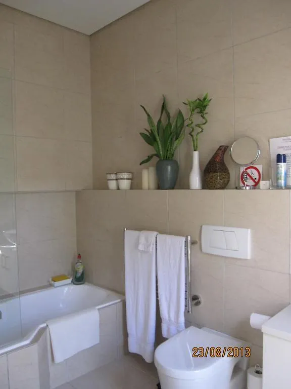 Navona Constantia Guest Cottage Κέιπ Τάουν