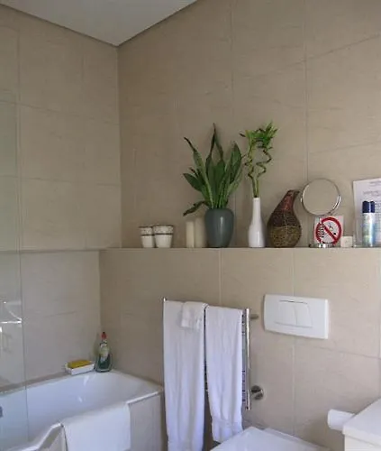 Navona Constantia Guest Cottage Κέιπ Τάουν Πανσιόν